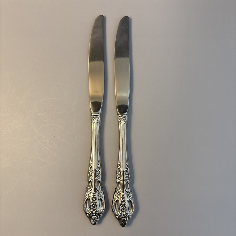 Oneida Pembrooke Renoir Set of 2‎ Dinner Knives SSS Stainless Flatware